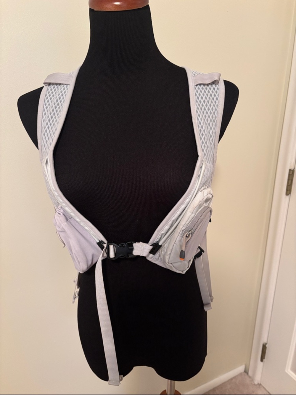 Nathan Women’s Teal and White Hydration Backpack - Picture 2 of 5
